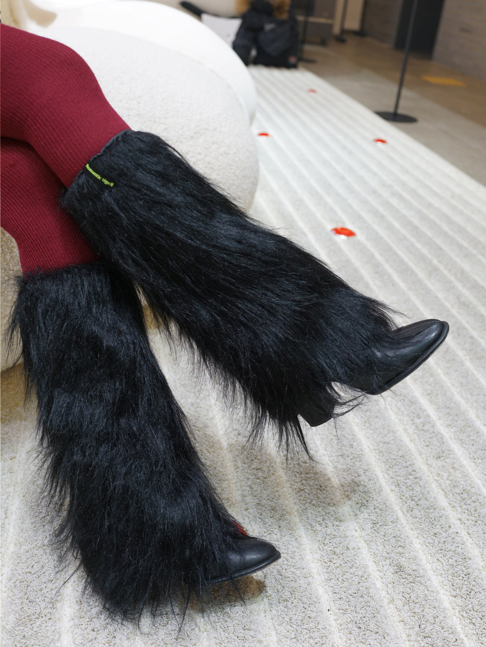 basic fur leg warmer (black)